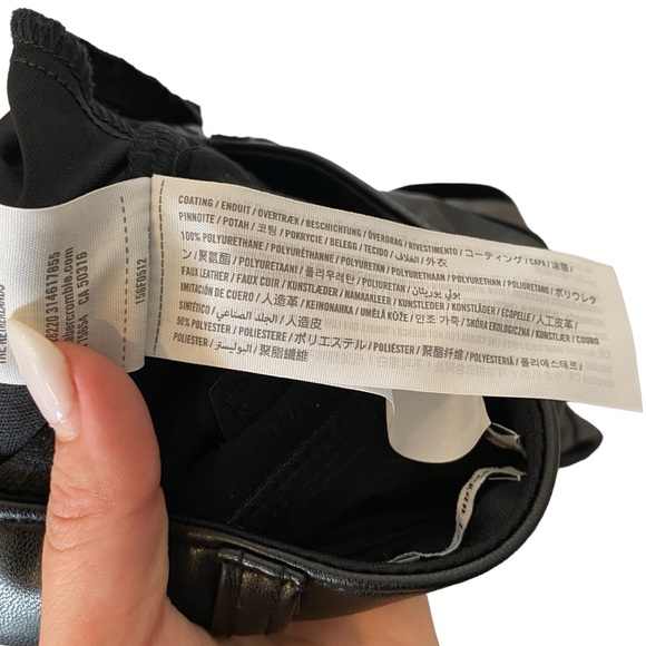 Abercrombie & Fitch Vegan Leather Crossover 90s Straight Ultra High Rise Pants - Picture 10 of 13